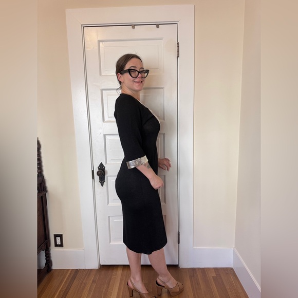 70s Vintage Oscar De La Renta Black Knit Wiggle Dress with Silver Mesh Collar - Picture 4 of 11